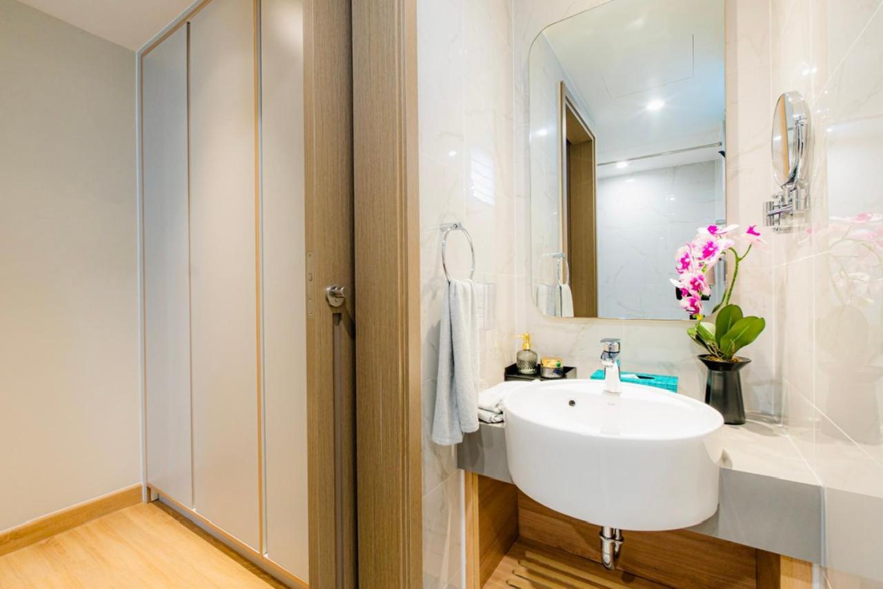 Zenity Luxury Apartment In District 1 Since 2024 Ho Şi Min Exterior foto