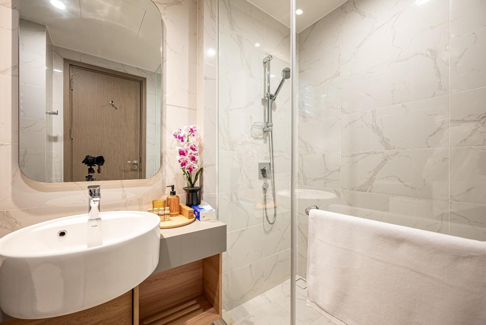 Zenity Luxury Apartment In District 1 Since 2024 Ho Şi Min Exterior foto